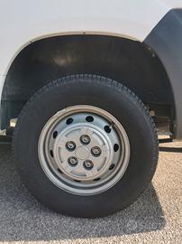 Gomme per camper Van 215/70 r15c 