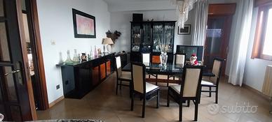 Sala da Pranzo in Radica di Noce