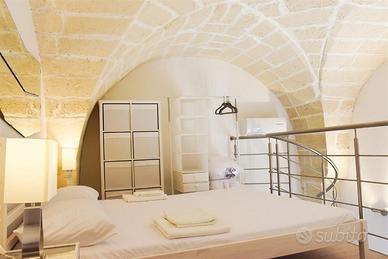 ARCOSALENTO.COM eleganti sistemazioni tipiche