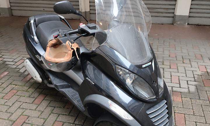 Piaggio MP3 250 - 2006