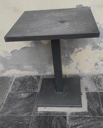 tavolino in ferro,marca Emu 