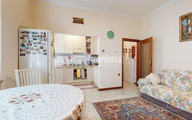 3 Camere da letto Termoautonomo posto auto condomi