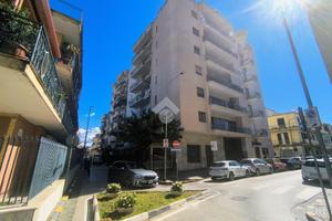 4 LOCALI A POMIGLIANO D'ARCO