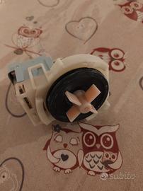 pompa di scarico lavastoviglie hotpoint ariston