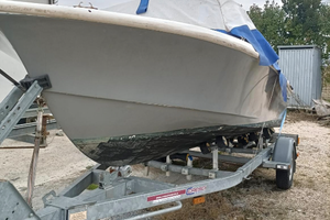 Barca open pilotina pesca a motore