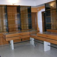 Arredamento negozio oggettistica abb. 150 mq