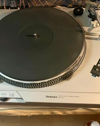 Technics SL D1