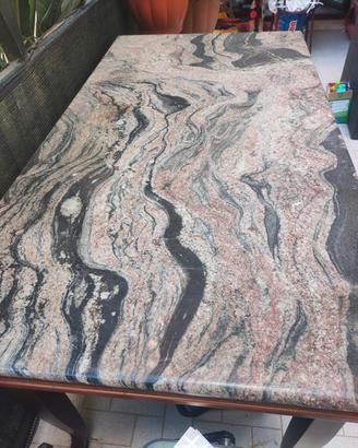 Tavolo da pranzo 160x90 con piano in granito 
