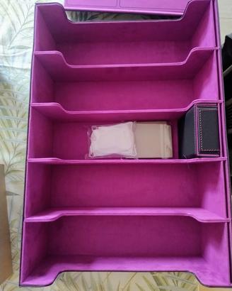 Deck box per carte da collezione 