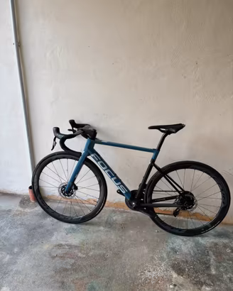 Bici da corsa Focus Izalco Max 9.7