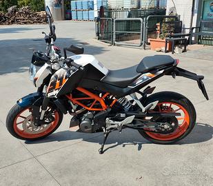 Ktm Duke 390