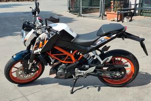 Ktm Duke 390