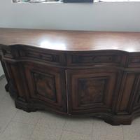 credenza in legno antico 