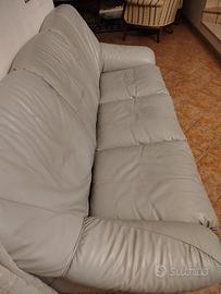 Divano letto in pelle grigio perla