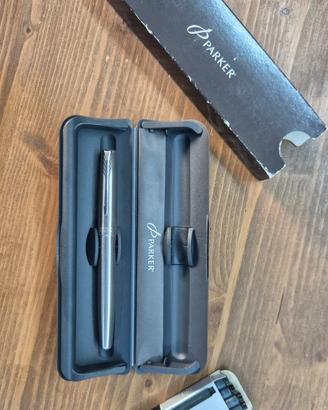 Penna stilografica Parker Frontier