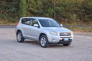 Toyota RAV 4 RAV4 Crossover 2.2 D-4D 150 CV DPF So