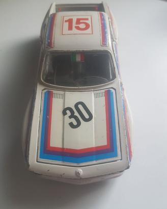 Modellino Burago BMW 3.0 CS scala 1/24