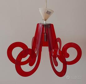 lampadario rosso tipo kartell