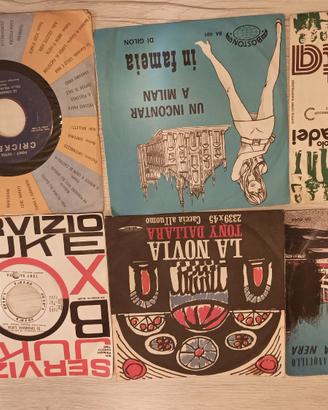 lotto 32 vinili vintage 45 giri