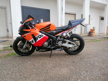 Cbr 600 rr repsol