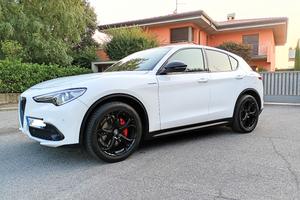 Alfa Stelvio 5 posti omologata autocarro 