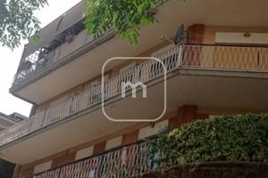 Appartamento di 100 m² con 3 locali e box auto a M