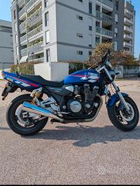 Yamaha XJR 1300 - 1999