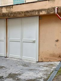 Piccolo garage - per moto o Smart - centro