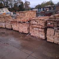 materiali di recupero e  arredo giardino 