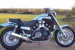 YAMAHA VMAX 1200 ISCRITTA ASI