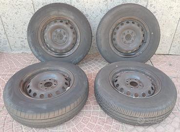 Ruote 155/80 R13 79T Estive 2 Toyo + 2 Maxxis
