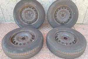 Ruote 155/80 R13 79T Estive 2 Toyo + 2 Maxxis