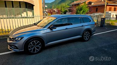 Passat sw 20 Tdi cv 150 automatico 