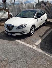 Lancia Delta 1.6 Multijet 120 cv Silver 2011