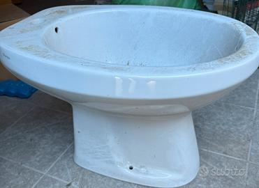 Bidet in porcellana