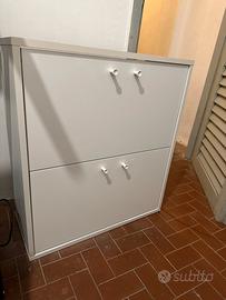 Scarpiera bianca lucida