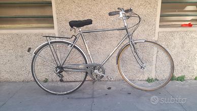 uomo 28 ATALA con marce e portapacchi pronta all'u