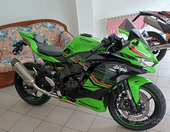 Kawasaki Ninja ZX-4 RR
