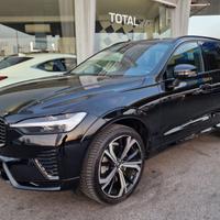 VOLVO XC60 B4 automatico Plus Dark IVA ESPOSTA