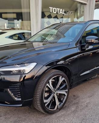 VOLVO XC60 B4 automatico Plus Dark IVA ESPOSTA