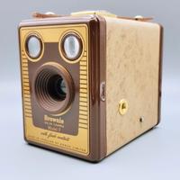 Fotocamera del 1957 Kodak Brownie Six 20 Model F