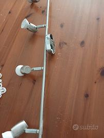 lampadario a 4 faretti 