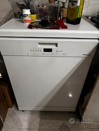 Lavastoviglie miele