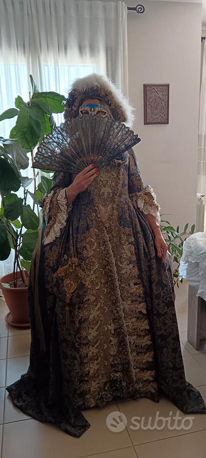 Vestiti carnevale veneziano Vendita in Abbigliamento e accessori