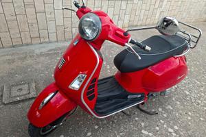 Vespa GTS 300 Sport