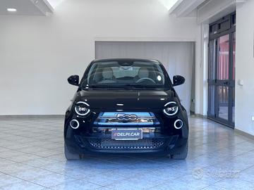 Fiat 500 500e Berlina 42 kWh La Prima by Bocelli