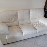 Divano in vera pelle