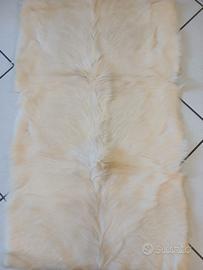 Tris tappeti scendiletto in vera pelle di pecora