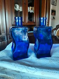 Bottiglie Vintage in Vetro Blu Cobalto 