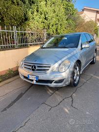 MERCEDES CLASSE R 280 V6   4x4 GANCIO TRAINO  2008